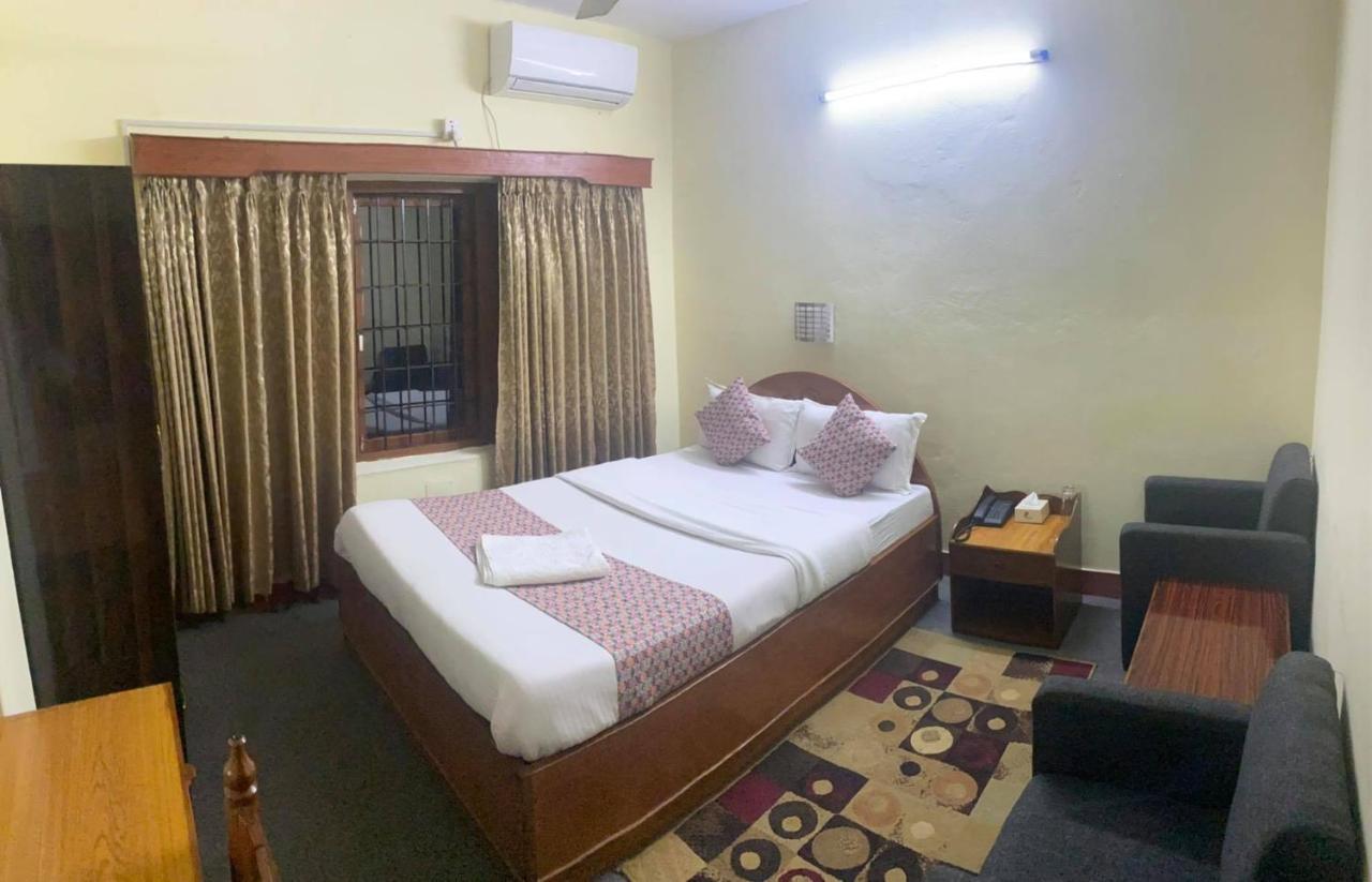 פוקהרה Hotel Blue Magnet מראה חיצוני תמונה