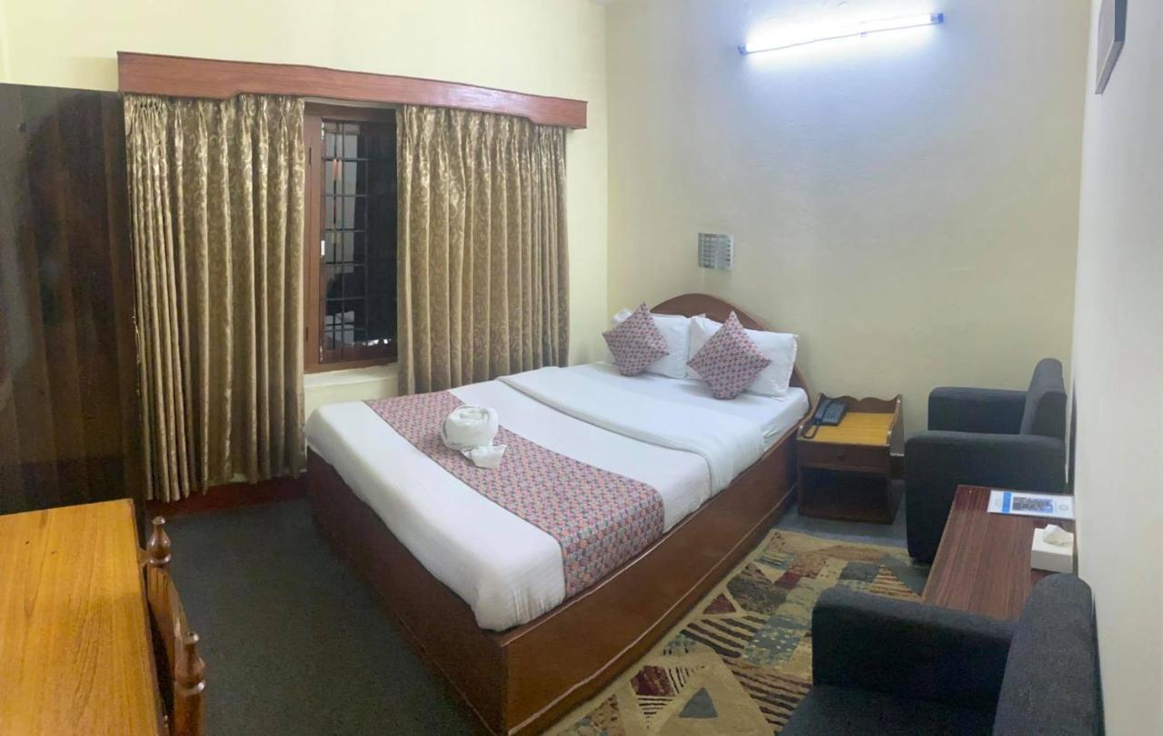 פוקהרה Hotel Blue Magnet מראה חיצוני תמונה